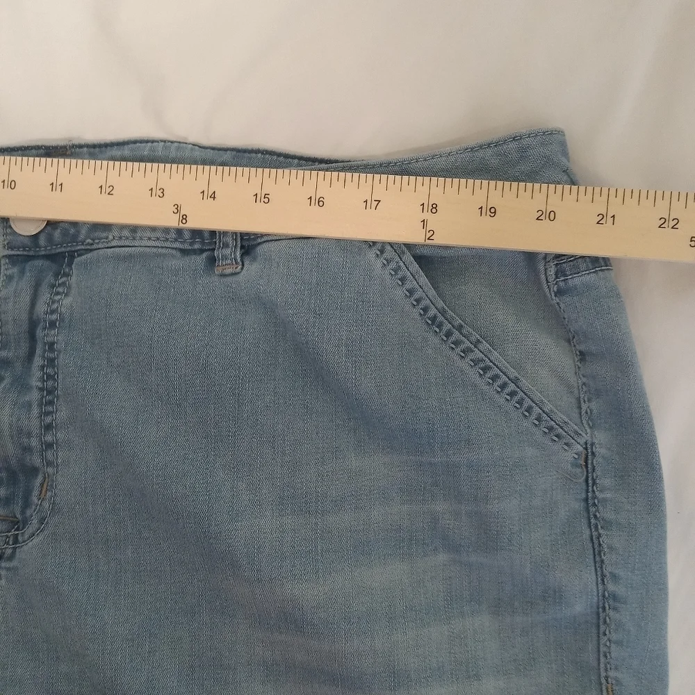 Lane Bryant Size 22 Plus Denim Light Wash Shorts 9 1/2